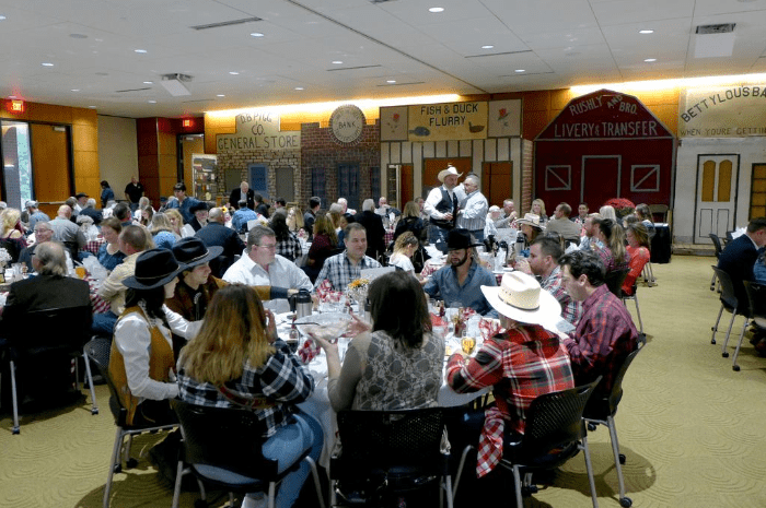 Greater KC Restaurant Association pays tribute to BBQ industry with Q39 in attendance